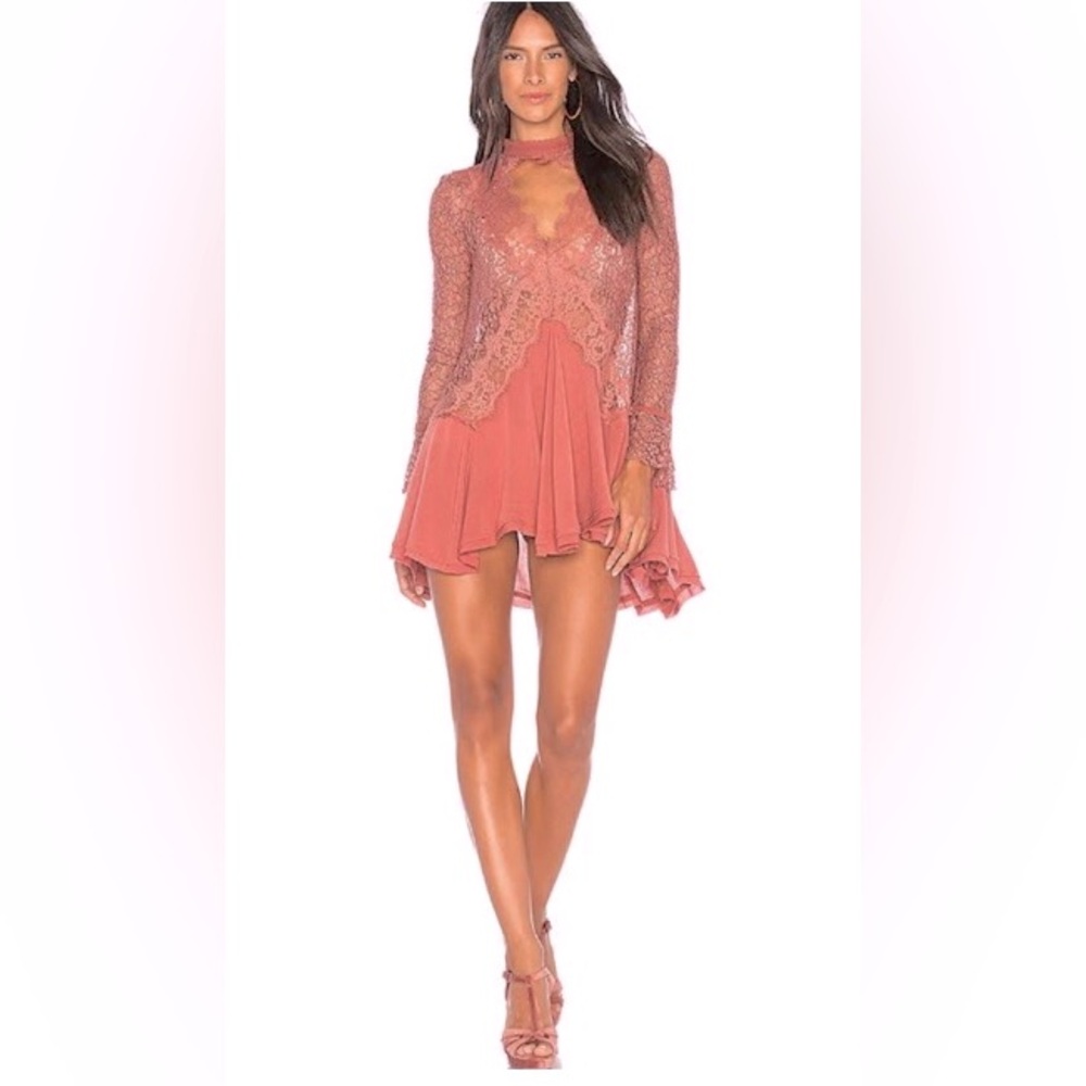 Free People Secret Origins Lace Dress Dusty Mauve EUC- no flaws. Size M